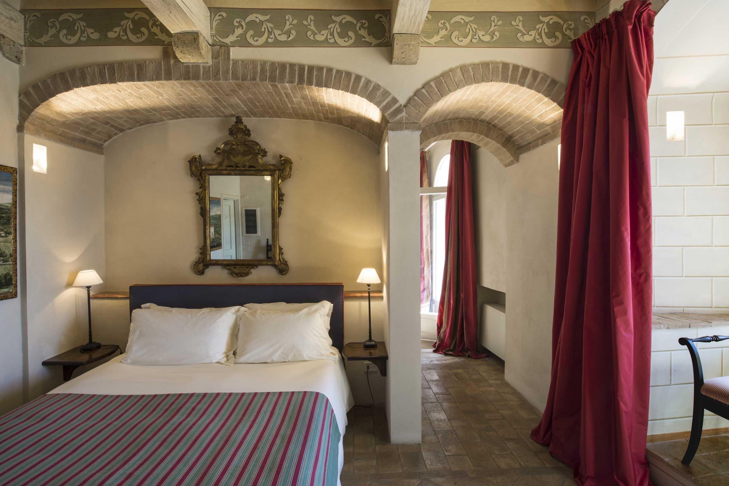 Castello Di Velona Resort, Thermal Spa & Winery Montalcino Exterior photo